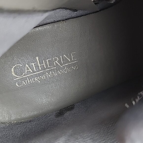 Catherine Malandrino Women’s Sabra Grey Ankle Booties Wedge Side Zipper Size 6.5 - Picture 12 of 16